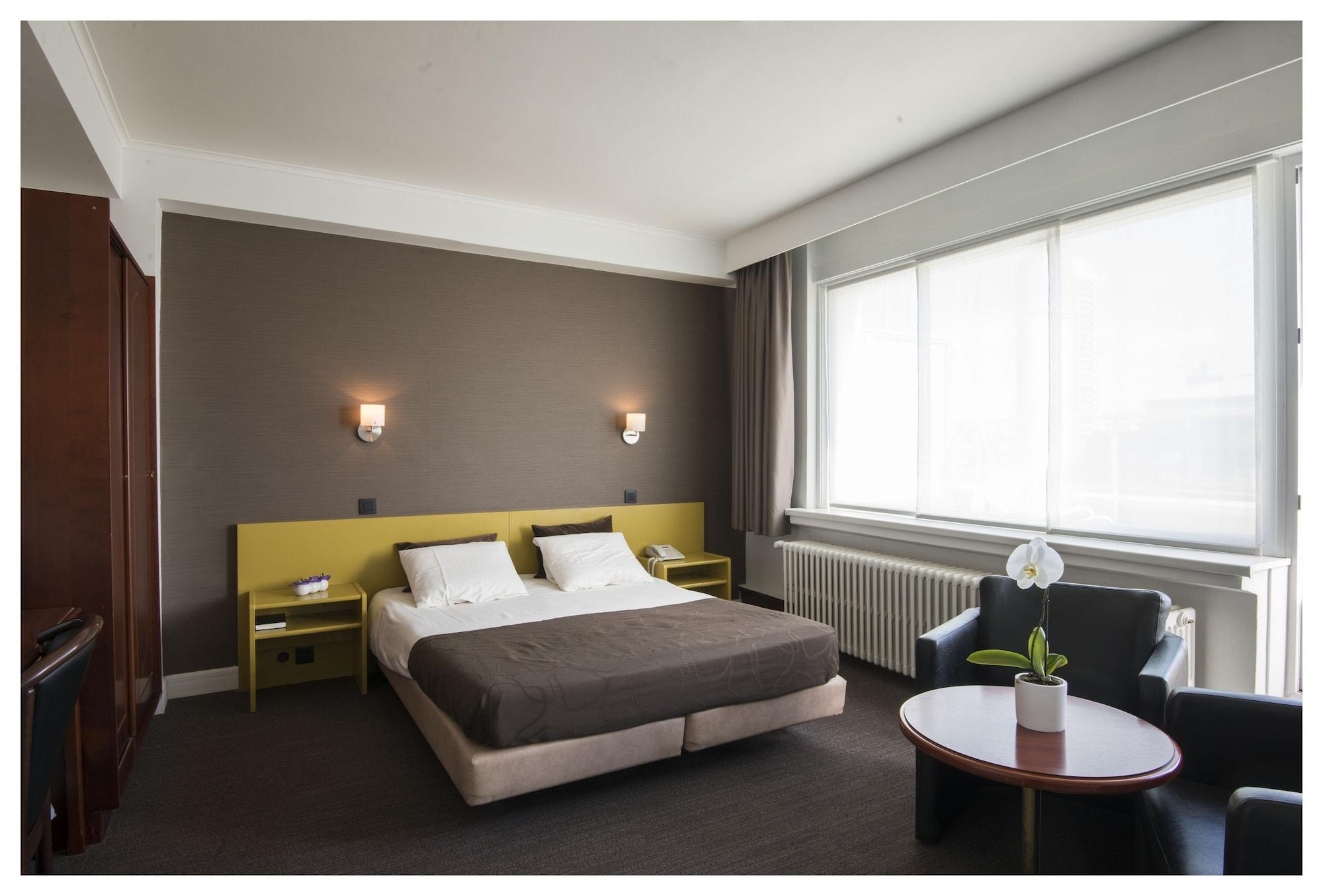 Hotel Ter Streep Ostende Kültér fotó