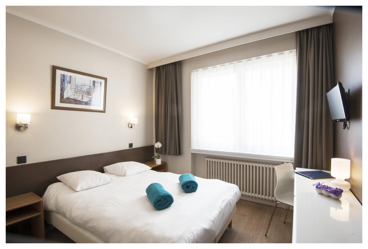 Hotel Ter Streep Ostende Kültér fotó